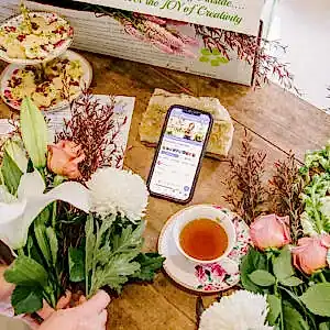Francesca's Flower Club Box - One Month (First Friday of each Month)